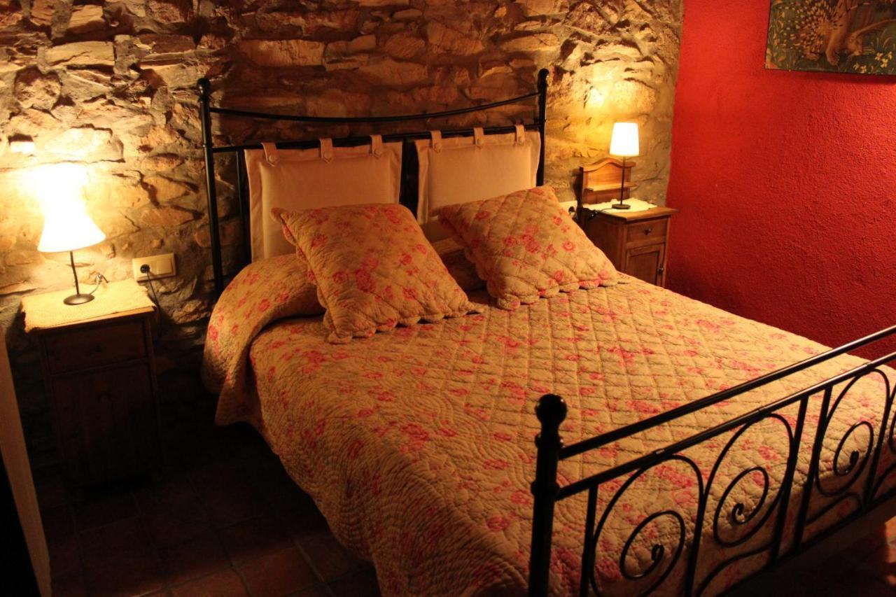 Bed And Breakfast Casanova De Sant Miquel Aiguafreda Room photo