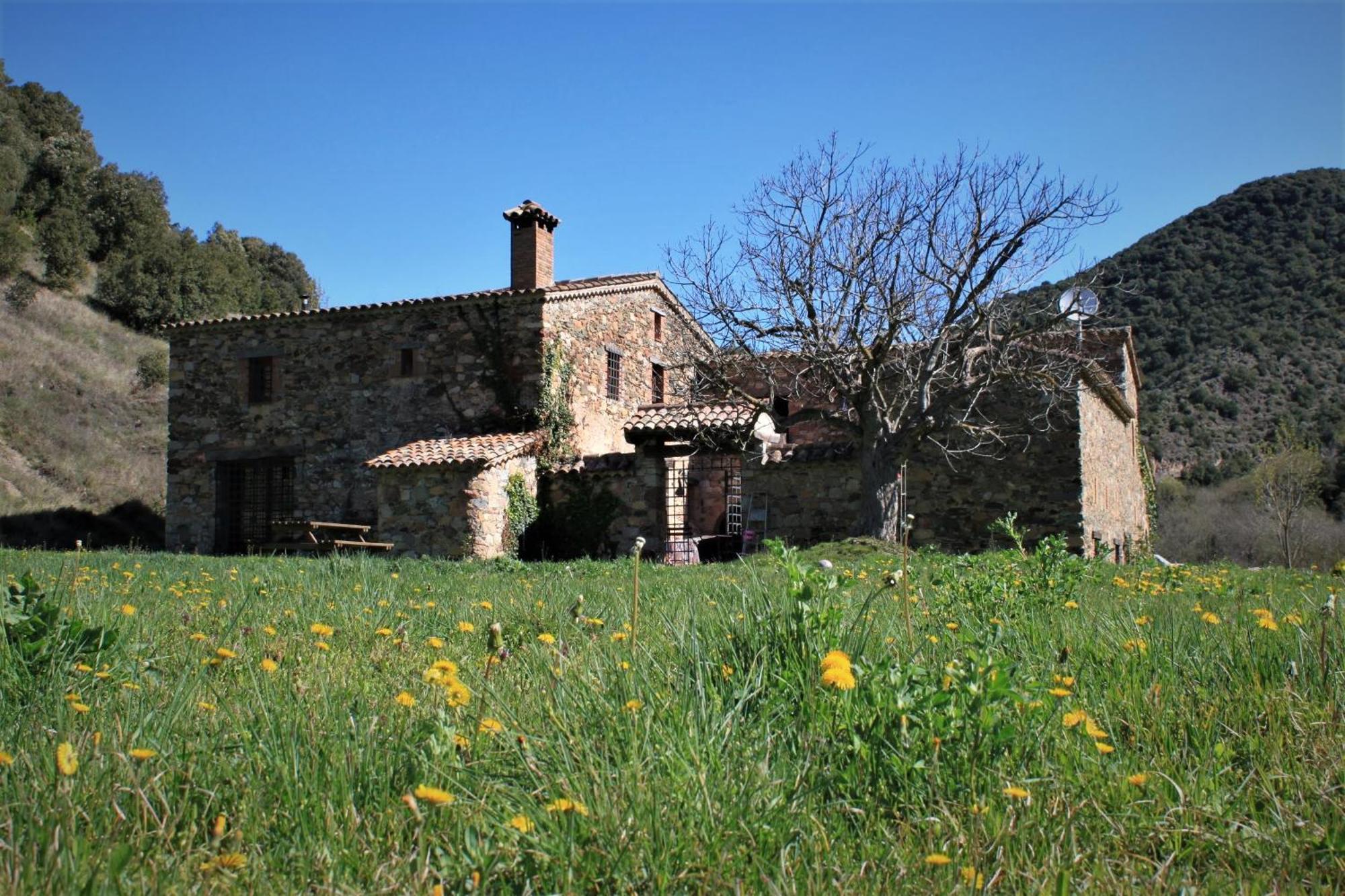 Bed And Breakfast Casanova De Sant Miquel Aiguafreda Exterior photo